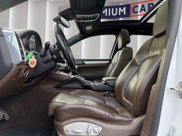 Porsche Cayenne - 10