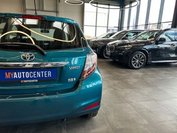 Toyota Yaris Hybrid Life *Navi*Klima*