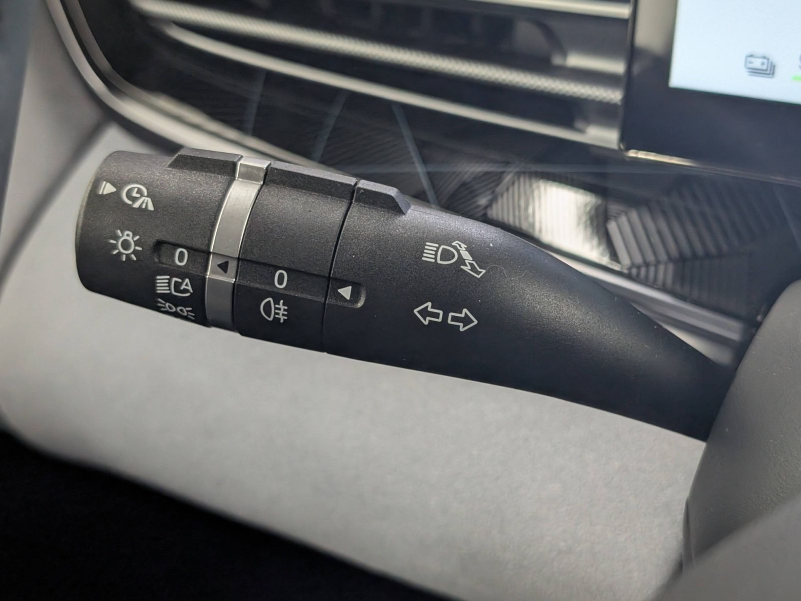 BYD SEAL Seal Excellence AWD Dynaudio Pano HUD LED – Bild 38