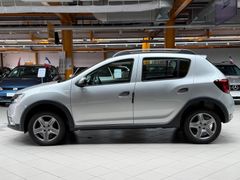 DACIA Sandero II Stepway Prestige|Automatik|Navi|17tkm DACIA Sandero II Stepway Prestige|Automatik|Navi|17tkm