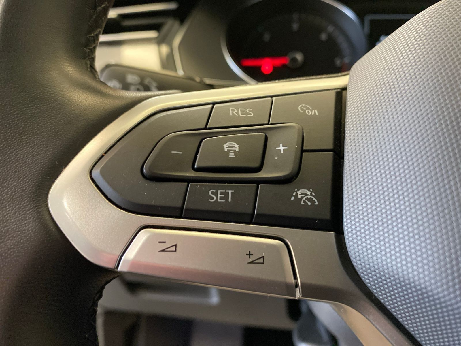 Volkswagen Passat - Bild 10