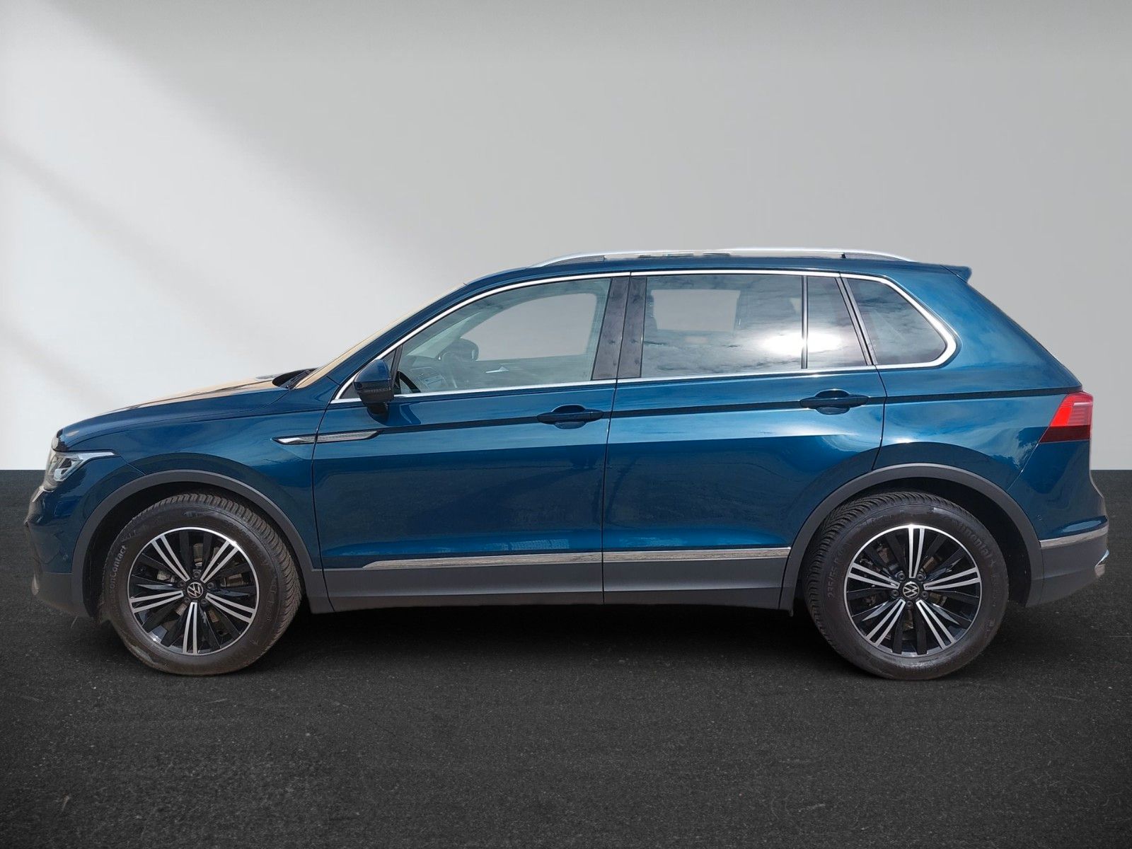 Volkswagen ELEGANCE PANO SHZ LHZ MASSAGE HEAD-UP PDC – Bild 9