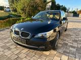 BMW 520 - BMW 520 aus 2010: Kombi