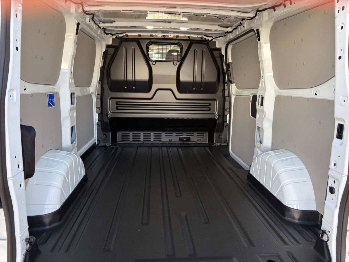 Fahrzeugabbildung Ford Transit Custom Kasten 300 L1 Trend FWD