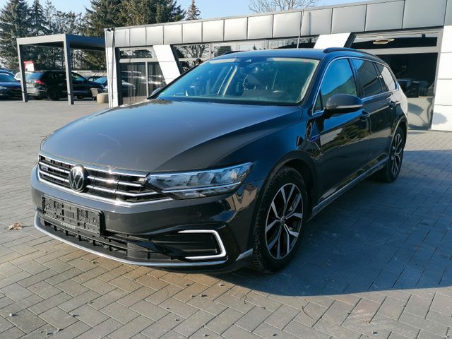 Volkswagen Passat Variant GTE 1.4 TSI /ACC/VIRTUAL/PDC/SHZ