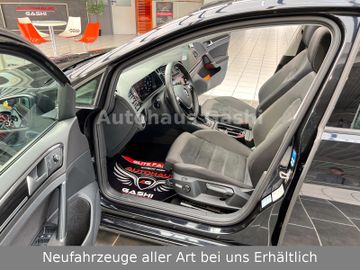 Fahrzeugabbildung Volkswagen Golf VII Lim*Highline*Automatik*LED*Massage*Pano
