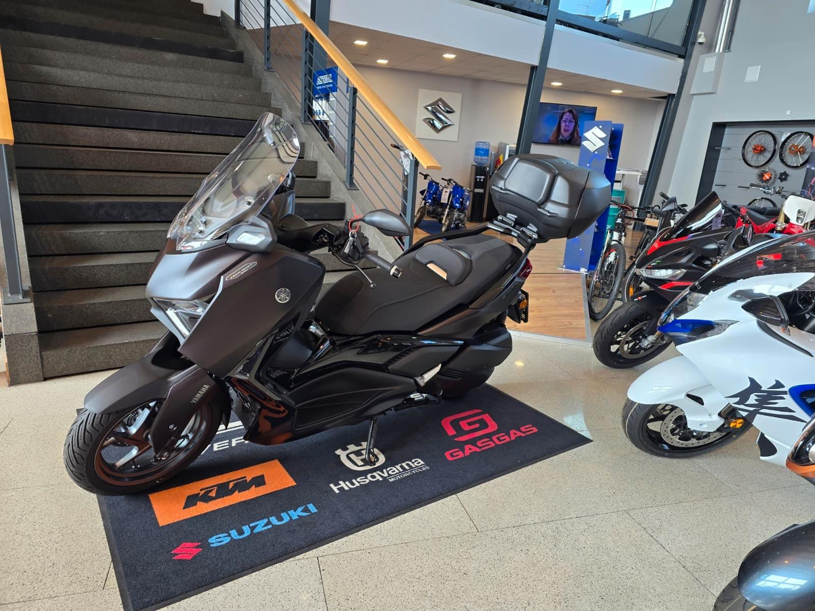 Yamaha X MAX 300 Tech MAX+
