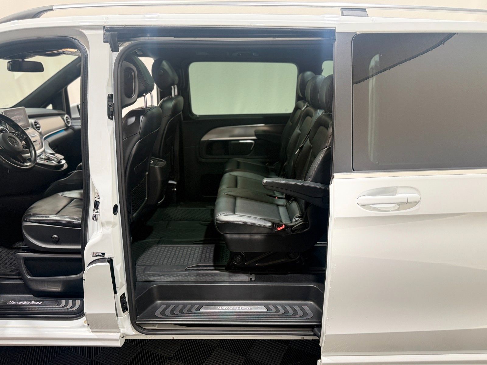 Fahrzeugabbildung Mercedes-Benz V250/Burmester/360°/4Matic/ExclusiveEdition/Lang