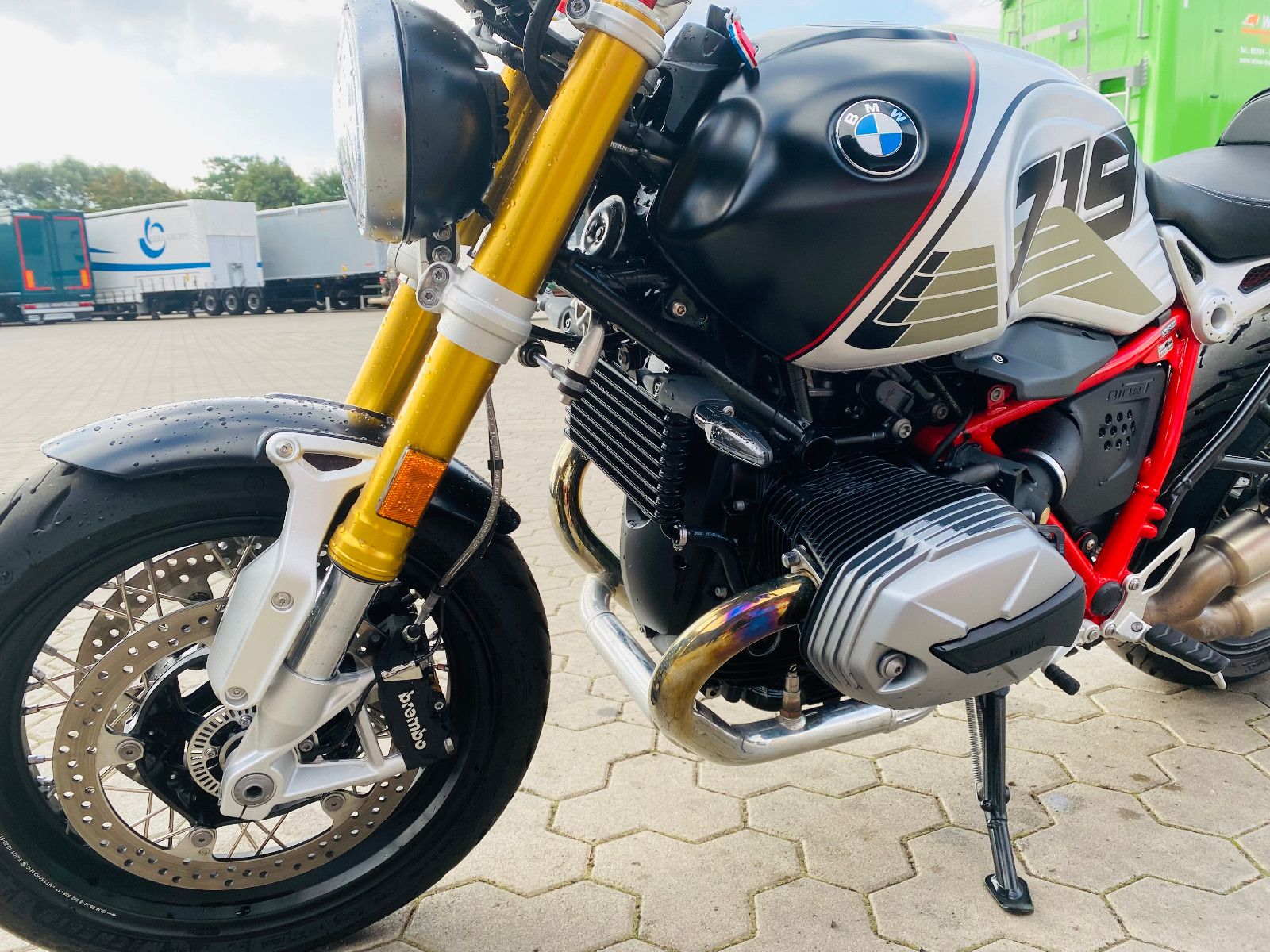 Fahrzeugabbildung BMW RnineT 719 Tempomat + Heizgriffe 1587 km!!