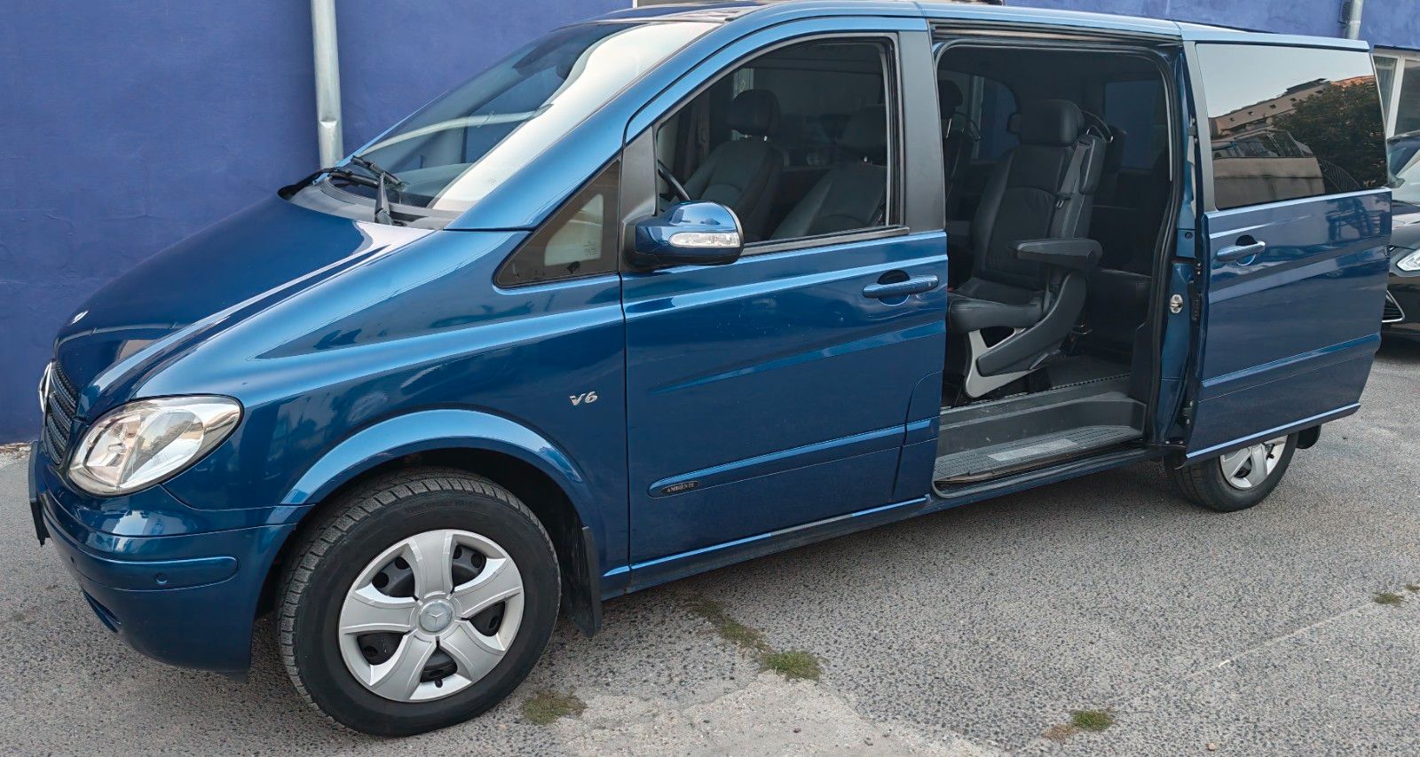 Mercedes Mercedes-Benz Viano 3.0 CDI AUTOMATIK 6Sitze AHK S