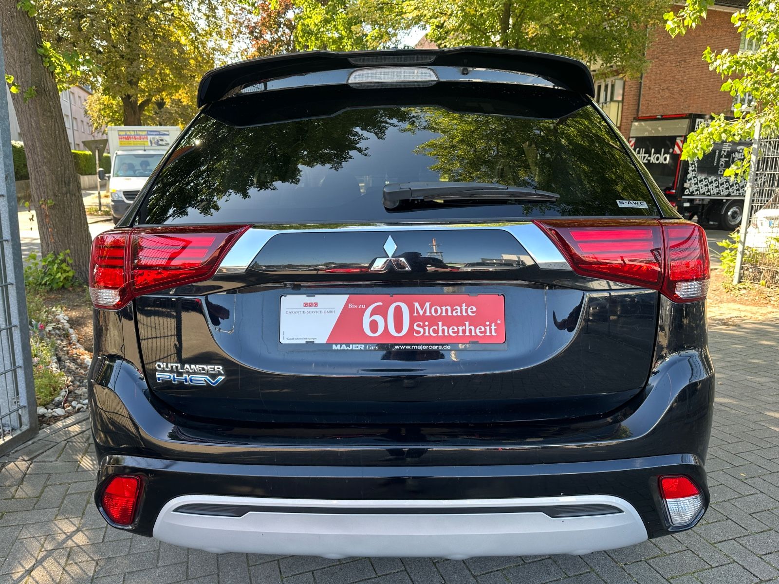 Fahrzeugabbildung Mitsubishi Outlander PHEV4WD*LED*TEMPO*CAM*PDC*SHZ