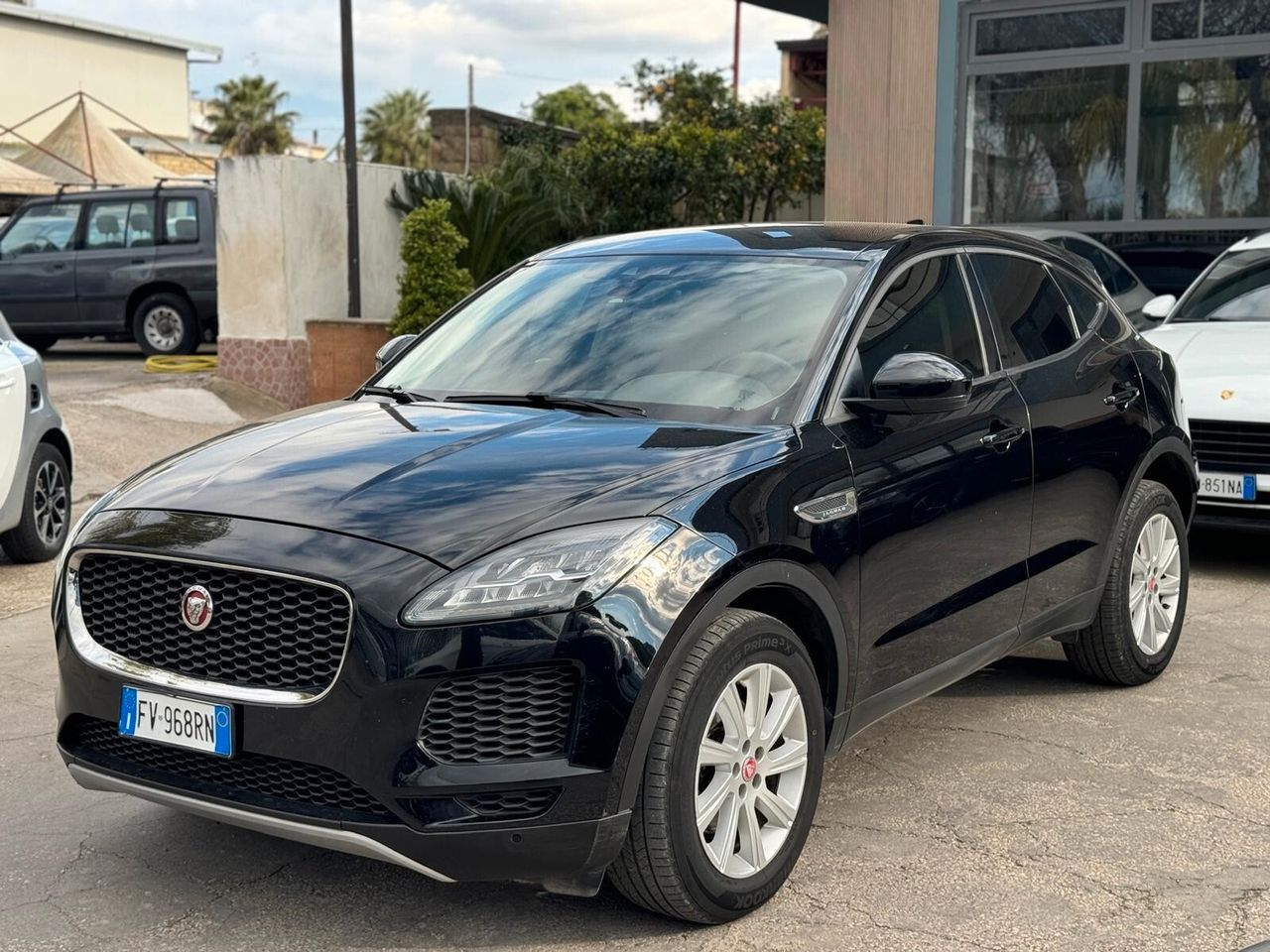 JAGUAR E-Pace