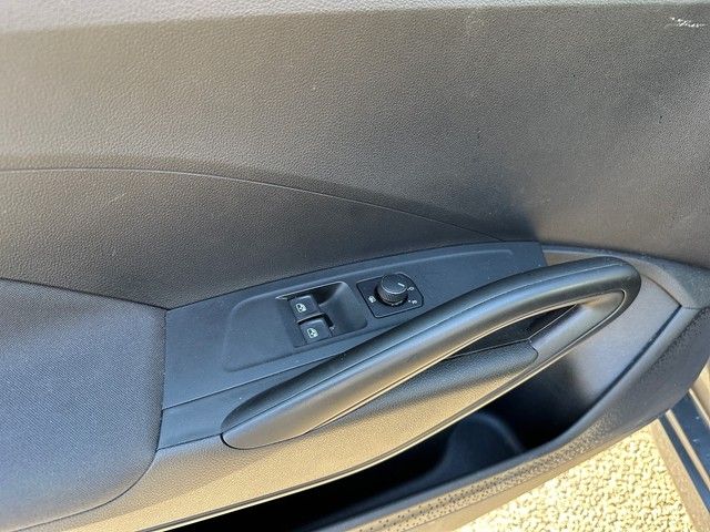 Fahrzeugabbildung SKODA Fabia 1.0l Selection LED+TEMPOMAT+++