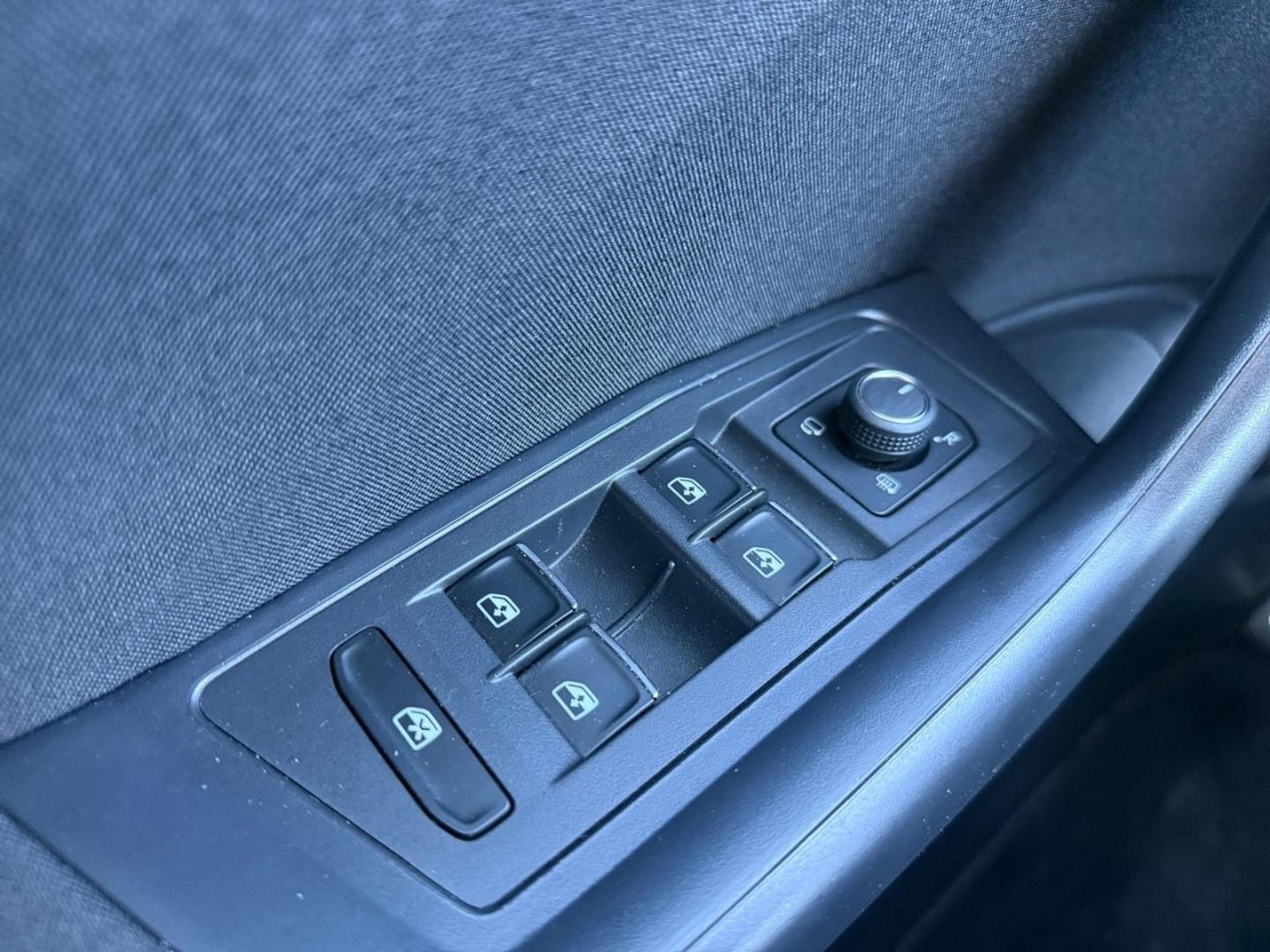 Volkswagen T-Roc Active 1.5 TSI Navi Apple CarPlay, миниатюра 24