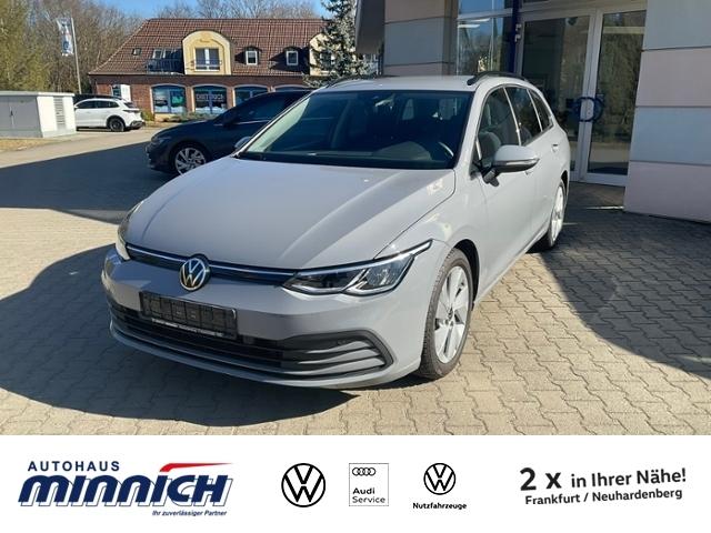 Volkswagen Golf VIII Variant 1.0 eTSI Life LED NAVI
