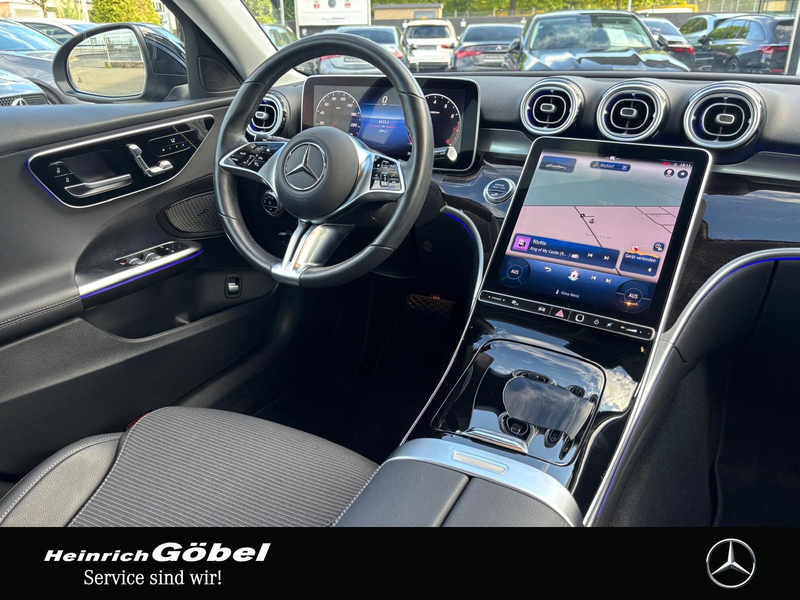 Fahrzeugabbildung Mercedes-Benz C 180 AVANTGARDE*AHK*LED*DISTRONIC*PRE-SAFE*