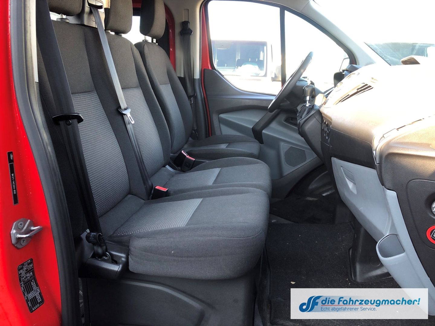 Fahrzeugabbildung Ford Transit Custom Kombi 300 L1 2.2 TDCi *8380 *EXPO