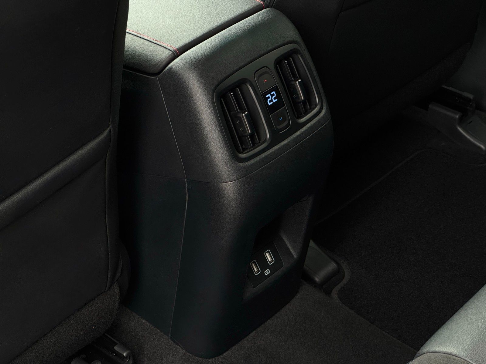 Fahrzeugabbildung Hyundai Tucson 1.6 T-GDI N-Line PHEV 4WD KRELL CAM ACC