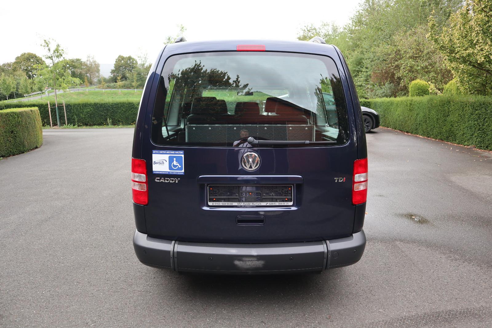 Volkswagen Caddy Maxi 1,6 TDI DSG*rollstuhlgerecht*Wenderam