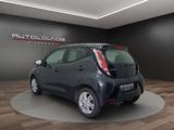 Toyota AYGO x-play Team D, Kamera Service Reifen neu - Toyota in Wuppertal: Aygo