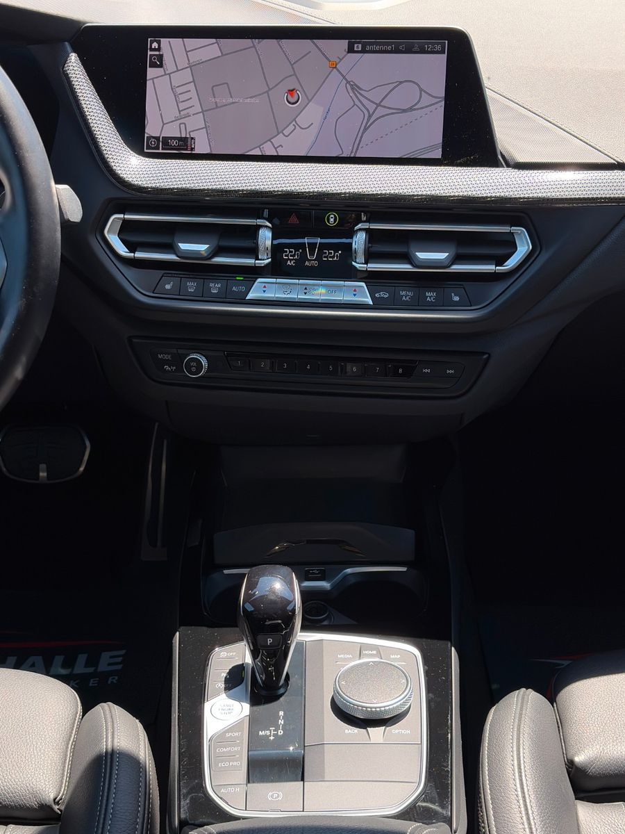 Fahrzeugabbildung BMW 218i Gran Coupe M Sport Shadow Pano HiFi KZG LHZ