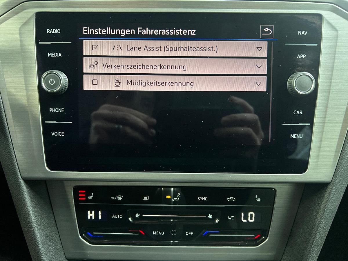 Volkswagen Passat Variant - Bild 10