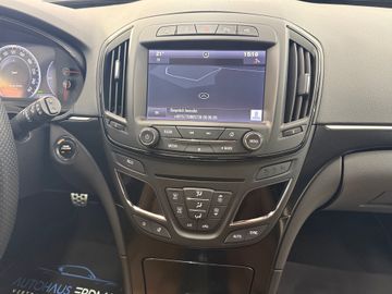 Opel Insignia CT - 10
