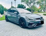 Volkswagen Golf 2.0 TSI  DSG 4MOTION R Variant Performance  - Volkswagen Golf mit Benzin-Antrieb: Kombi, 2.0