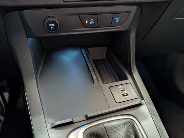 Ford Puma Titanium Automatik NEUES MODELL