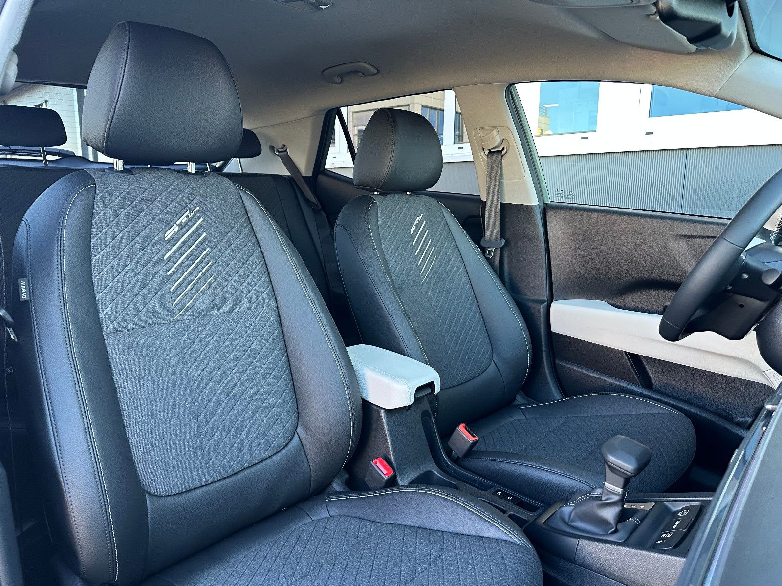 Fahrzeugabbildung Kia Stonic  1.0T 115 48V DCT GT-Line