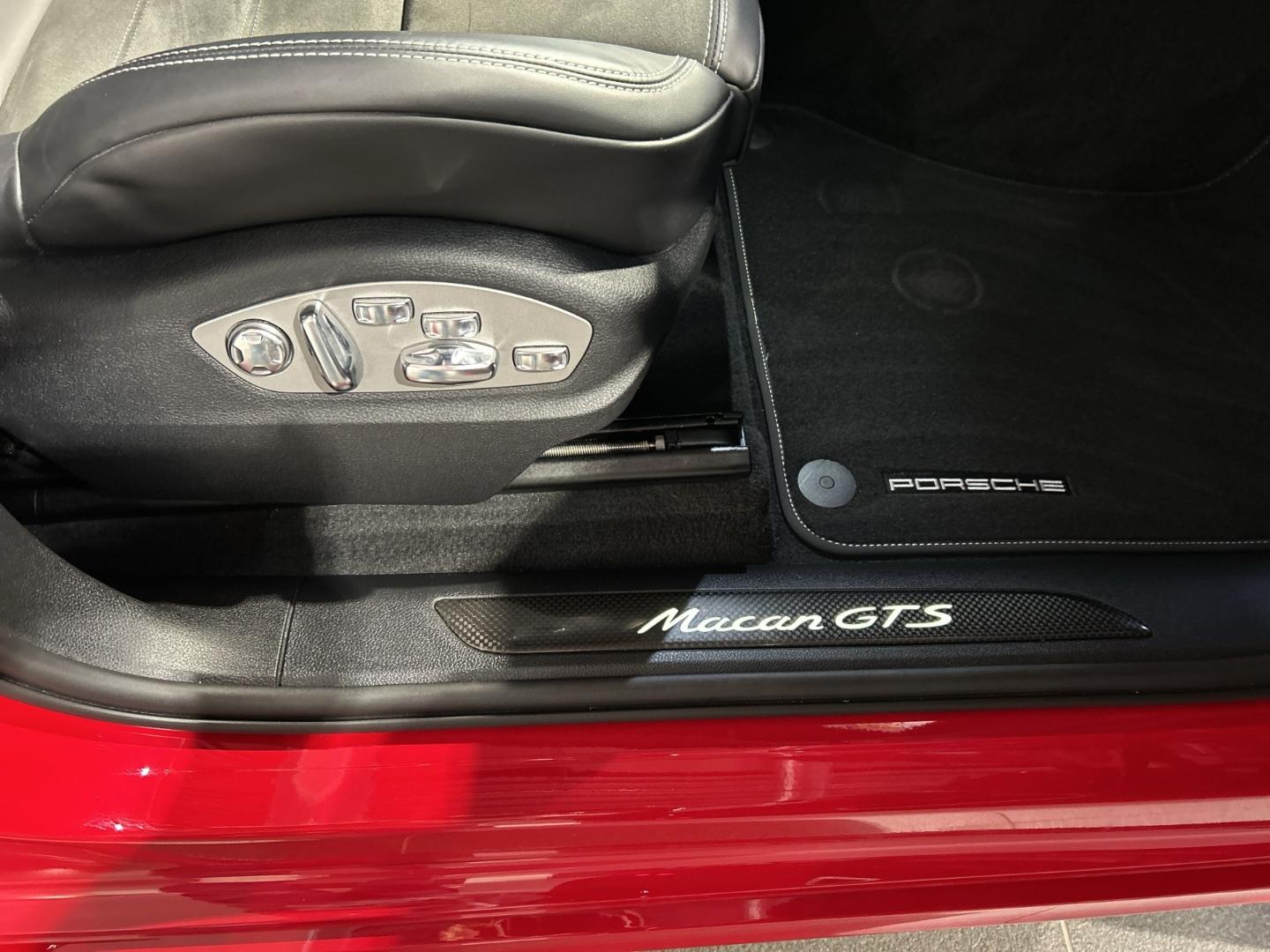 Porsche Macan GTS Burmester Surround-View Rückfahrkamera