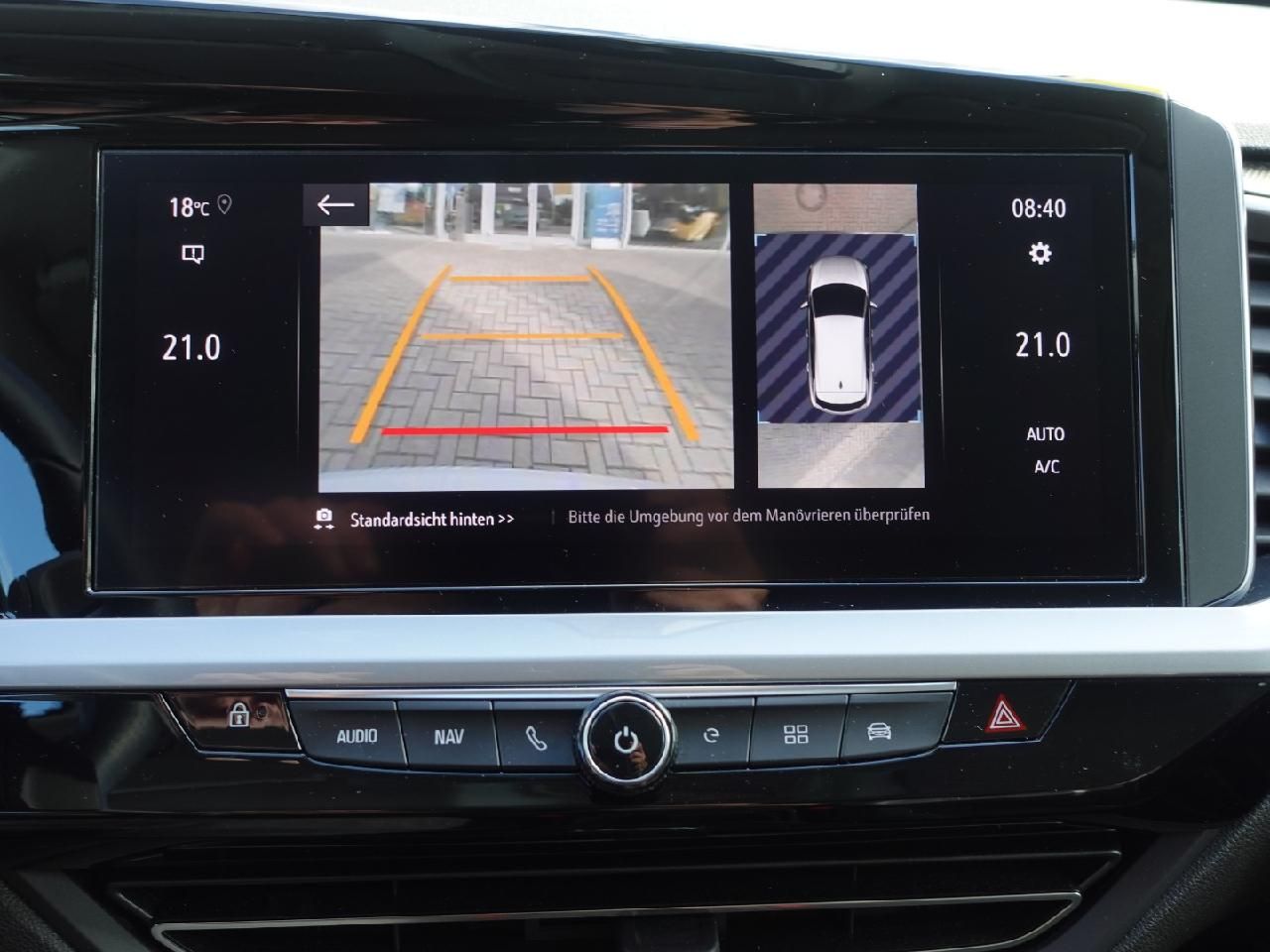Fahrzeugabbildung Opel Grandland 1,6 GSe Plug-in Hybrid