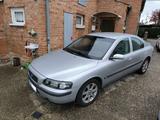 Volvo S60 - BJ2004 - 140PS - TÜV 06/26 - Volvo S60 aus 2004