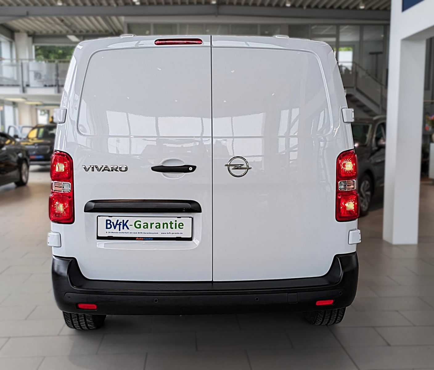 Fahrzeugabbildung Opel Vivaro Kasten Edition M KLIMA NAVI TEMPOMAT 1.Hd