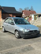 Opel Corsa B 1.0 12V Eco  - Opel Corsa aus 1998: 1.0