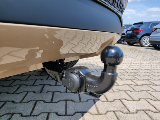 Q5 TFSI quattro S line /AHK/Leder