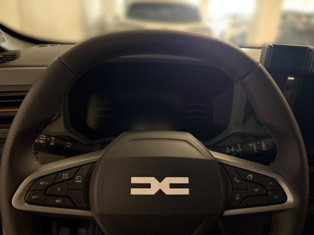 Fahrzeugabbildung Dacia Duster 4x4 Extreme TCe 130HP 4x4 SHZ Digitales C