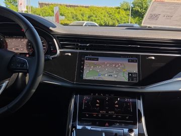 Audi Q7 - 8