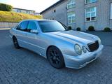 Mercedes-Benz Mercedes Benz E220 CDI - Mercedes-Benz E 220 aus 2000