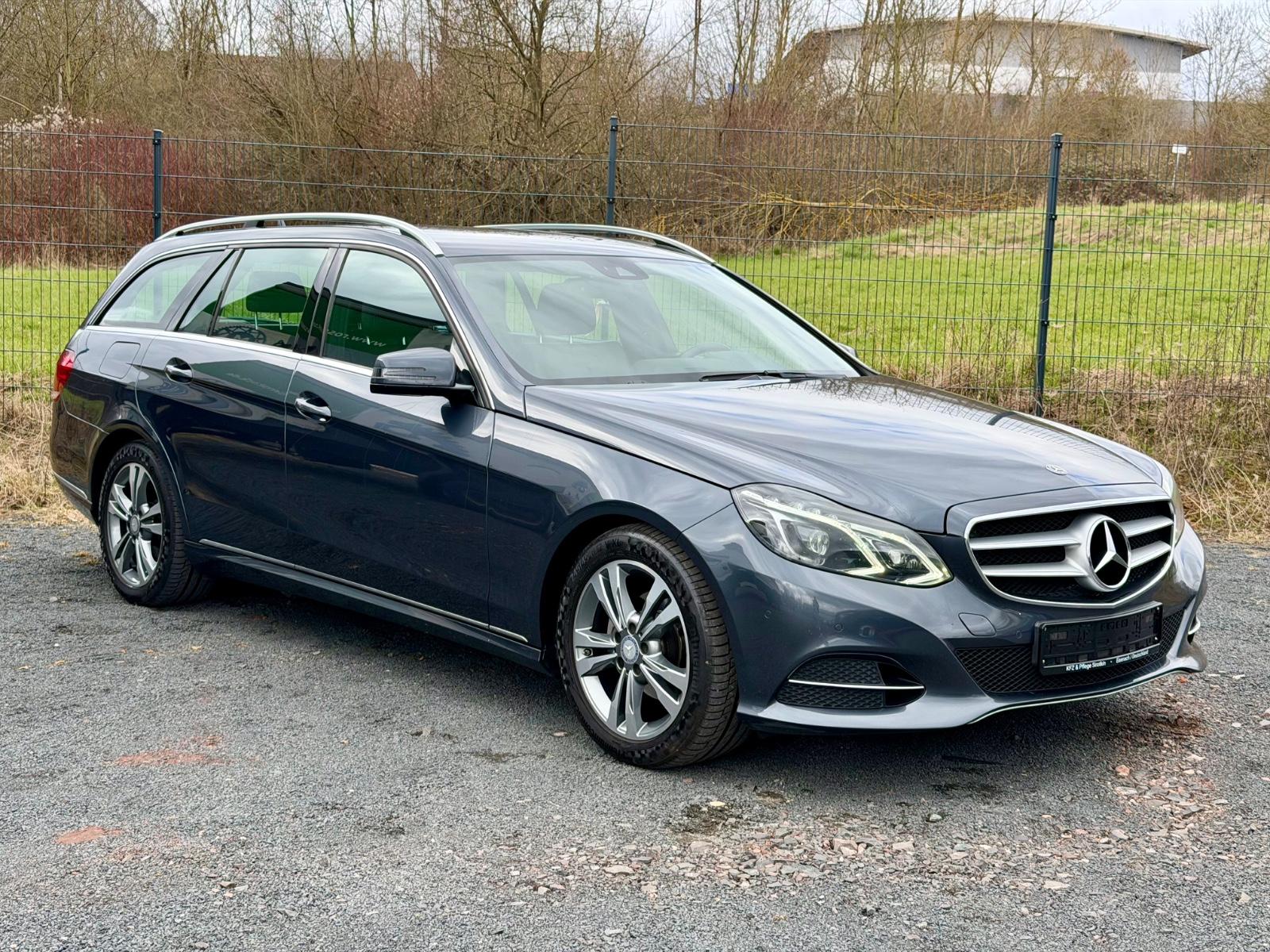Mercedes-Benz E200 T-Modell*Avantgarde*LED*AHK*Navi*
