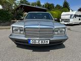 Mercedes-Benz S 280 - Mercedes-Benz S 280 mit Benzin-Antrieb