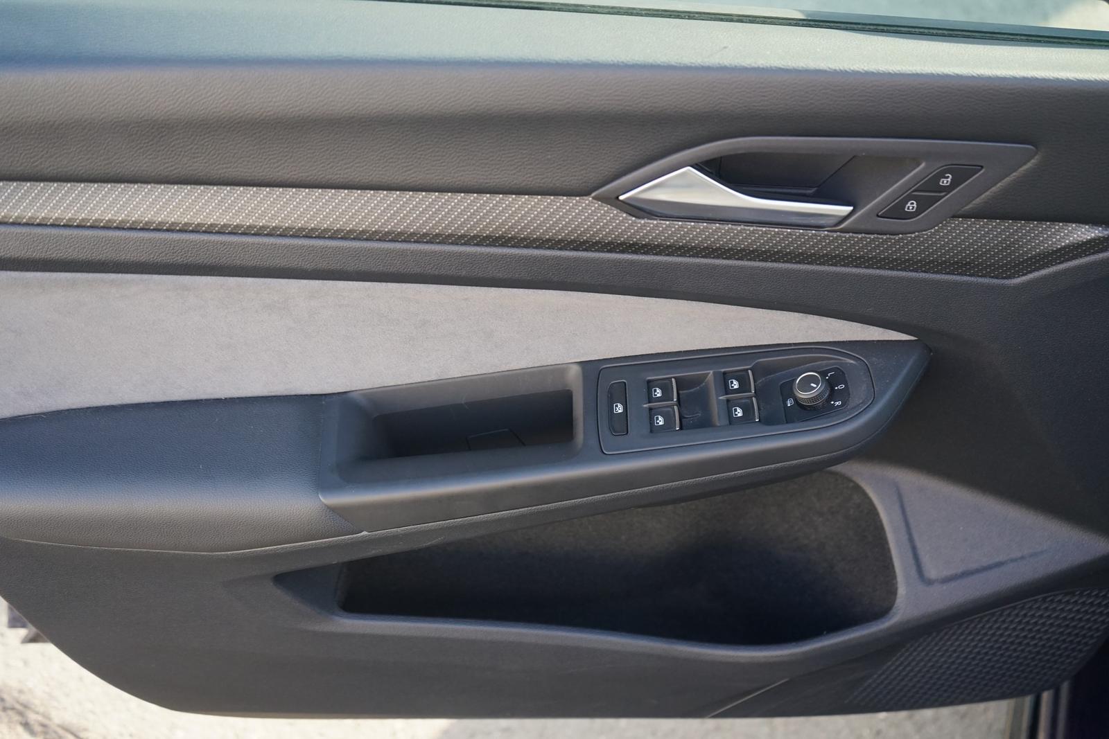 Volkswagen Golf VIII Variant R-Line eTSI LED Navi ACC PDC, миниатюра 21