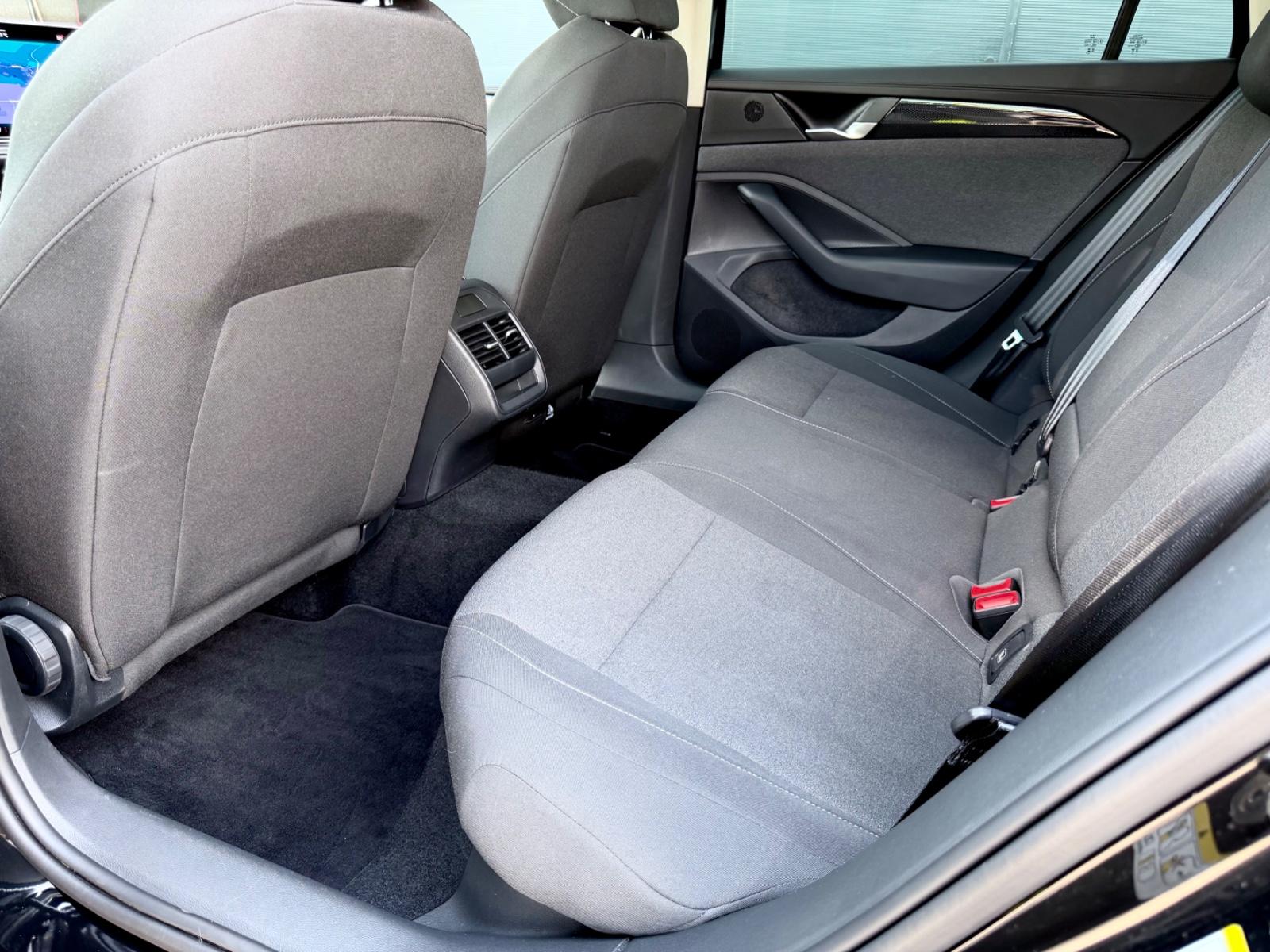 Volkswagen Passat Variant 1.5 TSI DSG /LED/ACC/CAM/1.HAND/, миниатюра 13
