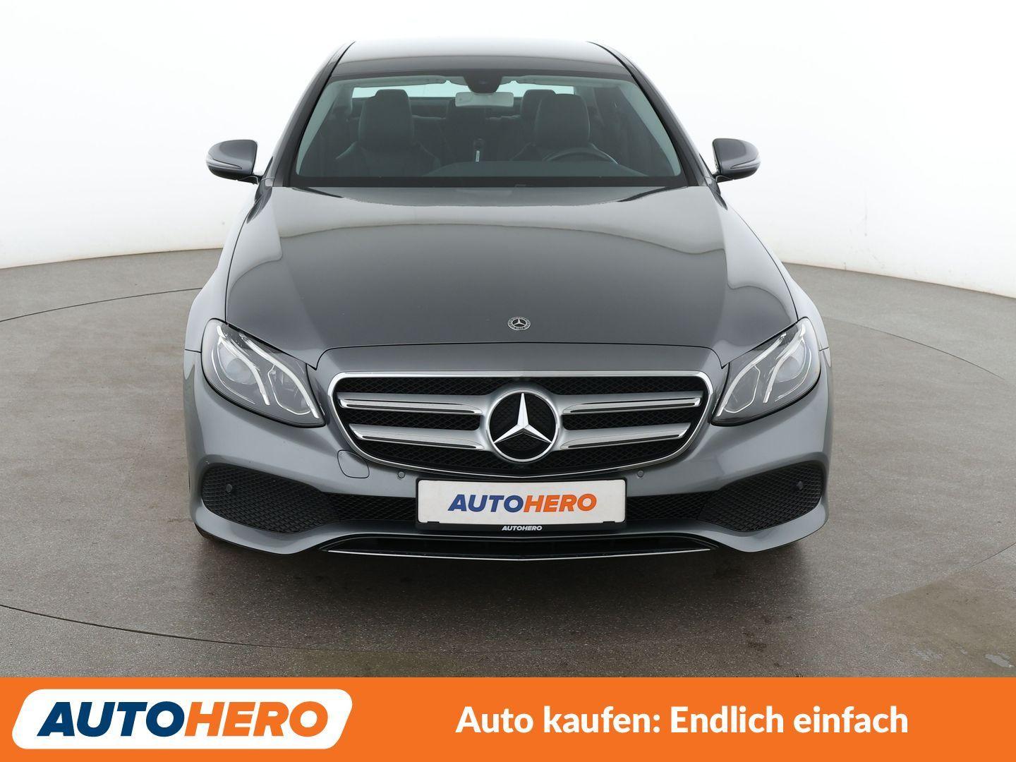 Mercedes-Benz  E 200 Avantgarde  Aut.*NAVI*TEMPO*LED*PDC*SHZ*