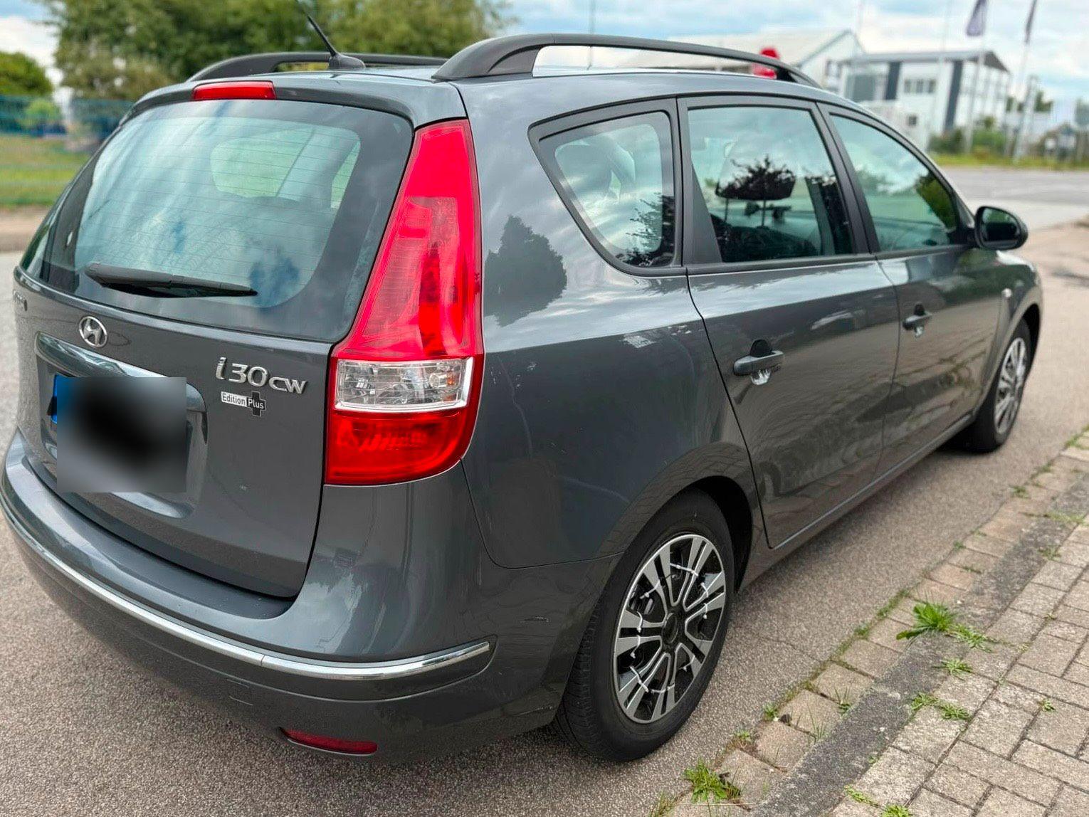Hyundai i30 2010 — engine 82 HP (60kW)