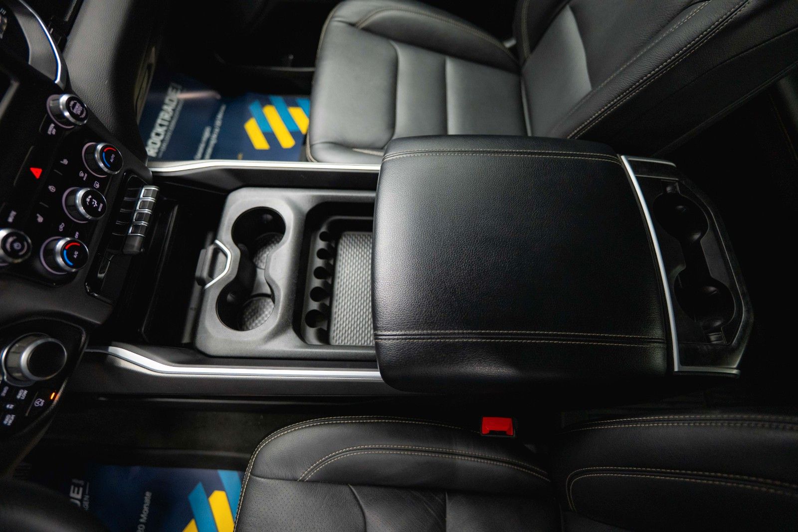 Fahrzeugabbildung Dodge RAM 5.7 V8 HEMI 4x4 OFFROAD Night-Paket *GEN 5*