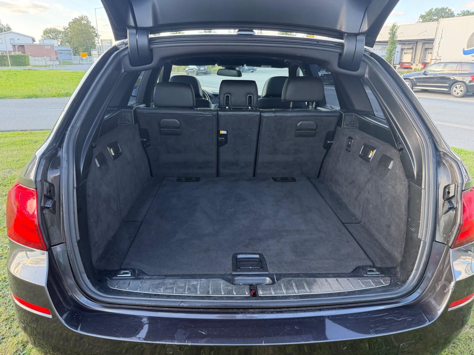 BMW 525 2011 — photo 12