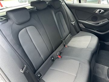 BMW 116i Advantage DAB LED WLAN Tempomat Klimaaut.