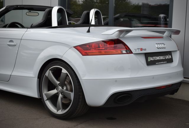 Fahrzeugabbildung Audi TT RS 2.5 TFSI ROADSTER SCHALTER BOSE EXCLUSIVE!