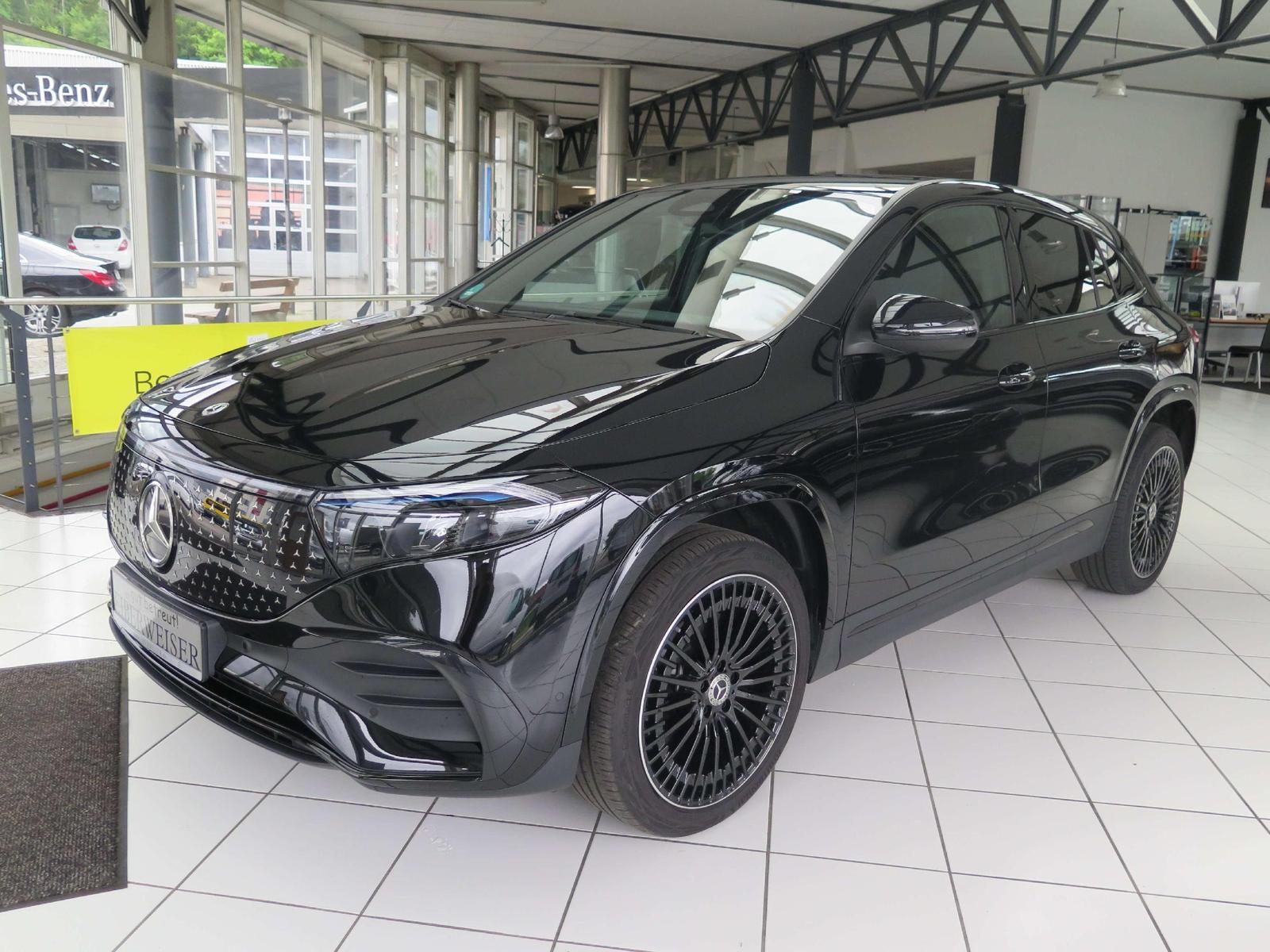 Mercedes-Benz EQA 250 AMG Night-Paket LED Kamera Totwinkel